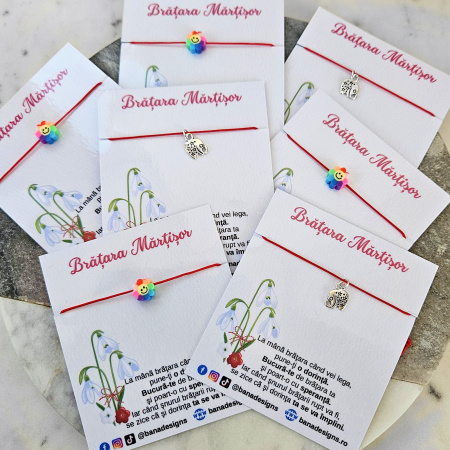 Bratara Martisor cu elefantel dragalas, snur rosu ajustabil [4]