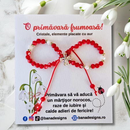 Bratari pentru EA - Bratara martisor cu fluturas, cristale rosii si margele texturate placate cu aur de 18K