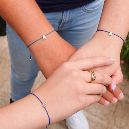 Bratara personalizata cu initiala placata cu aur, snur special ajustabil [11]