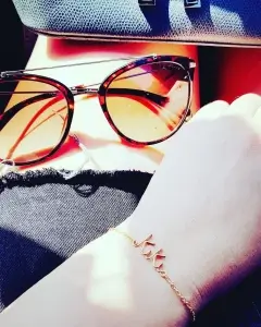 Power Couple - Bratara personalizata cu nume, realizata manual din sarma, cu lant placat cu aur