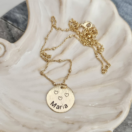 Colier personalizat Girl Boss cu bănuț placat cu aur, gravat cu nume sau cuvânt la alegere. Bijuterie unică, cadou elegant pentru femei. [2]