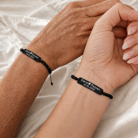 Set de 2 bratari negre personalizate pentru cuplu, cu nume si data, cu cristale negre [1]