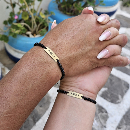 Set de 2 bratari personalizate pentru cuplu, cu initiale, data si margele din cristal [1]