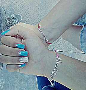 Colectii - Bratara personalizata cu nume, realizata  manual din sarma placata cu argint, cu snur ajustabil