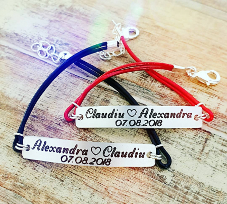 Set de 2 bratari personalizate pentru cuplu cu nume si data, gravate pe placuta din aluminiu, cu snur din piele [14]