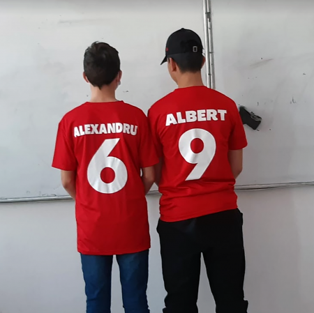Tricouri personalizate pentru absolvire, sfarsit de an, alb cu nume si clasa [3]