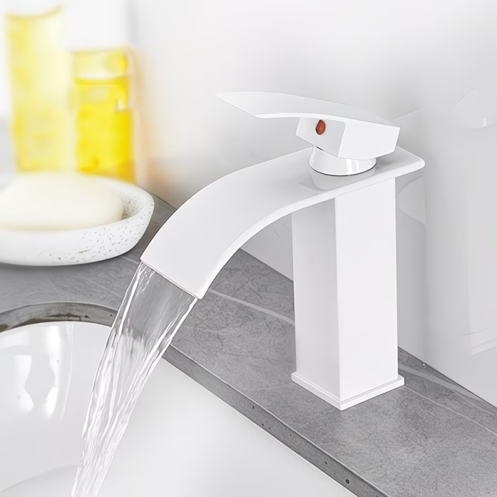 Baterie lavoar, alb mat cascada [2]