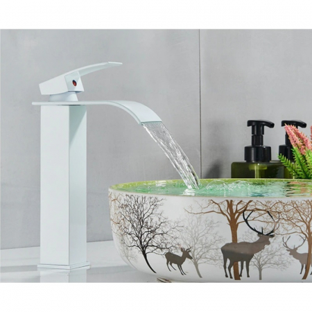 Baterie lavoar tip cascada alb mat [2]