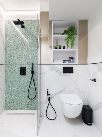 SET DE DUS INCASTRAT - Set de dus negru incastrat in perete cu para patrata 30 cm latura, cu 2 functii de curgere a apei