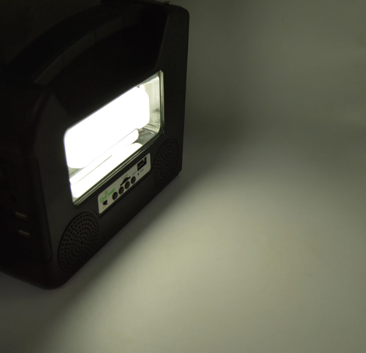 Kit panou solar CCLAMP CL-26 CU Radio si player mp3 [4]