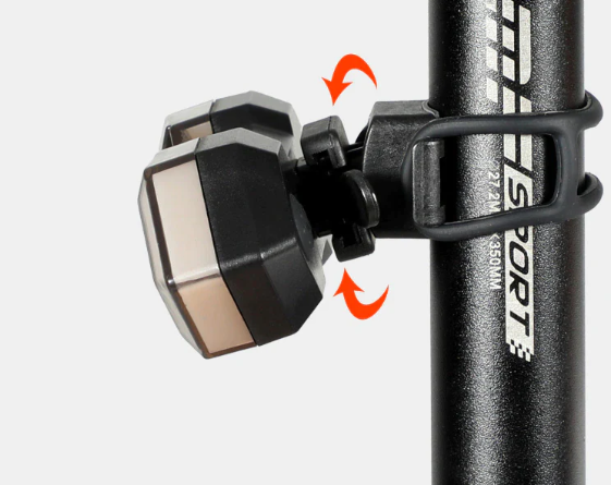 Lampa spate bicicleta, stop, semnalizare, telecomanda wirelles, incarcare USB [8]