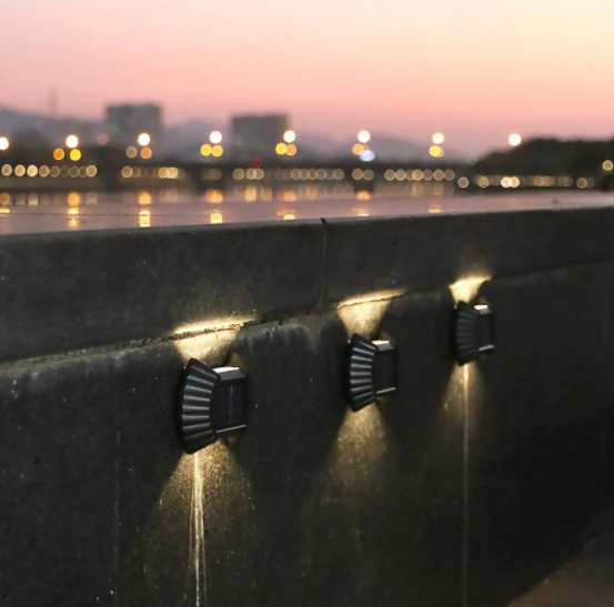 Set 4 Lampi solare LED de perete, senzor inteligent de lumina [2]