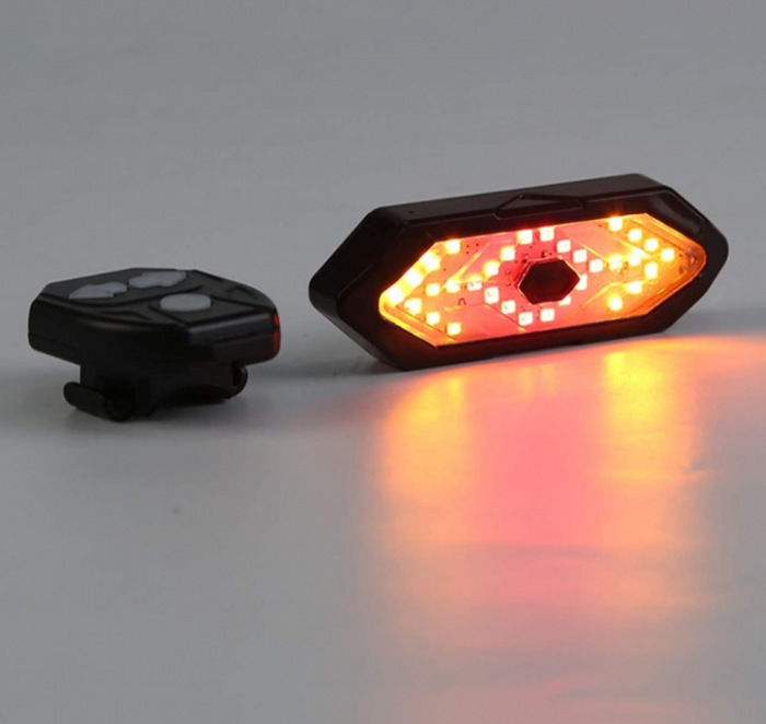 Semnalizare LED pentru Bicicleta FY-1820, Semnalizare cu semnal sonor, Telecomanda Wireless [6]