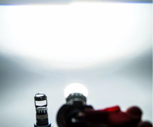 Set 2 becuri auto LED cu lupa, H4, 2 faze, 280W, 12V, 6500K, Canbus, fara eroare, +300%, BZRSH [2]