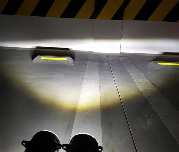 Set 2 proiectoare ceata LED Dacia, Renault, Nissan, lumina alba, diamentru 3.5" / 98mm, 30W, 12V, carcasa aluminiu, mufa H11, BZRSH [5]