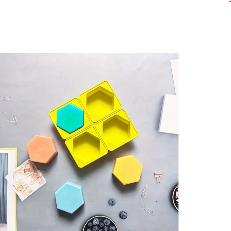 Set 4 Forme Silicon Hexagonale Galbene pentru Brioșe, Prăjituri și Proiecte DIY [5]