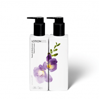 Ingrijirea pielii - Hand & Body Lotion Freesia & Blackcurrant