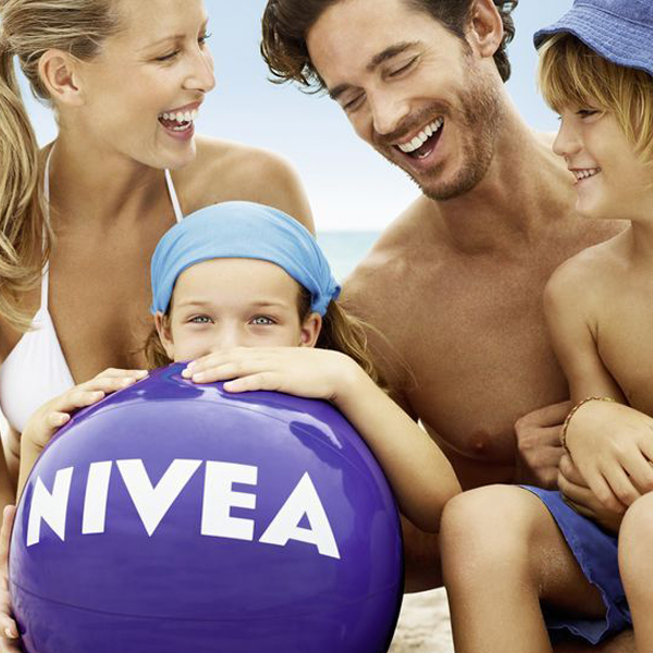 Spray hidratant răcoritor după plajă cu bio aloe vera, Nivea Sun - 200 ml [3]