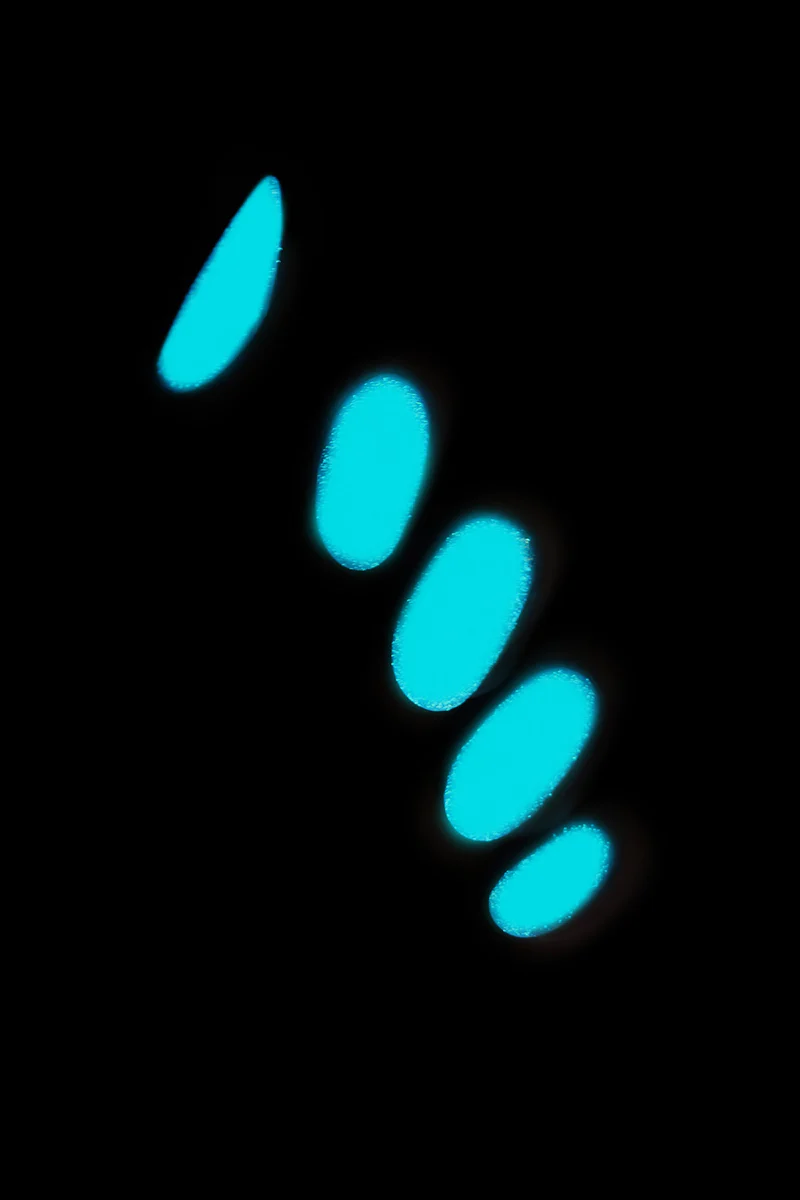 Lac de unghii Cirque Colors Paranormal Prom Queen, 11 ml [4]