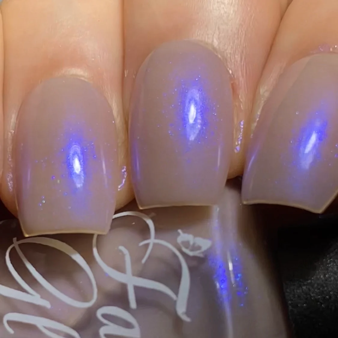 Lac de unghii Fancy Gloss Glowing Sand, 15 ml [3]