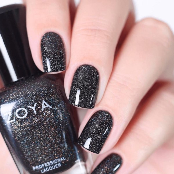 Zoya Storm [3]
