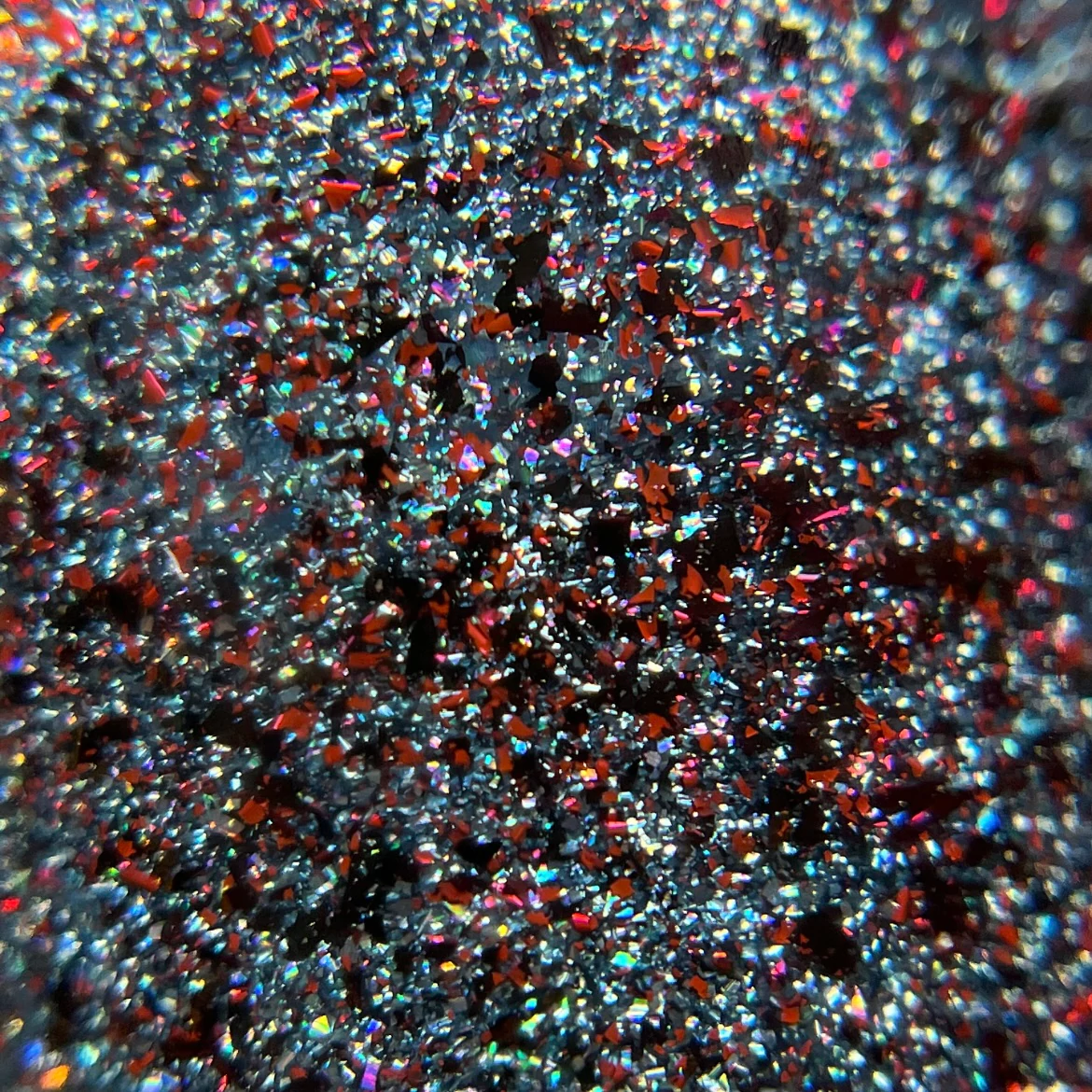 Cuticula By Its Glow [2]