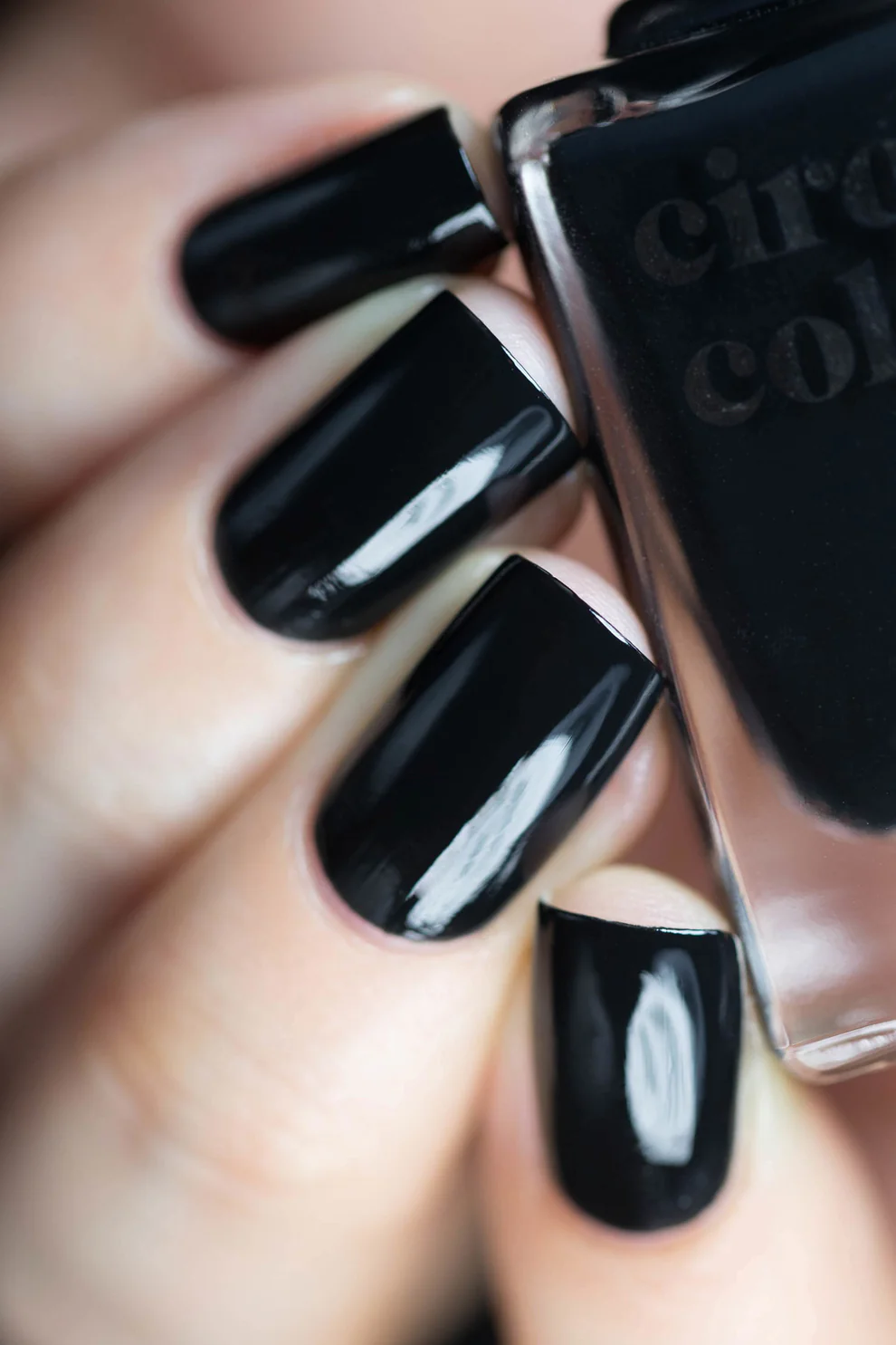 Lac de unghii Cirque Colors Memento Mori, 11 ml [2]