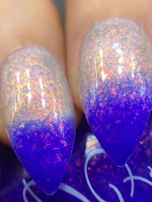 Lac de unghii Fancy Gloss Blueberry Cheesecake, 15 ml [1]