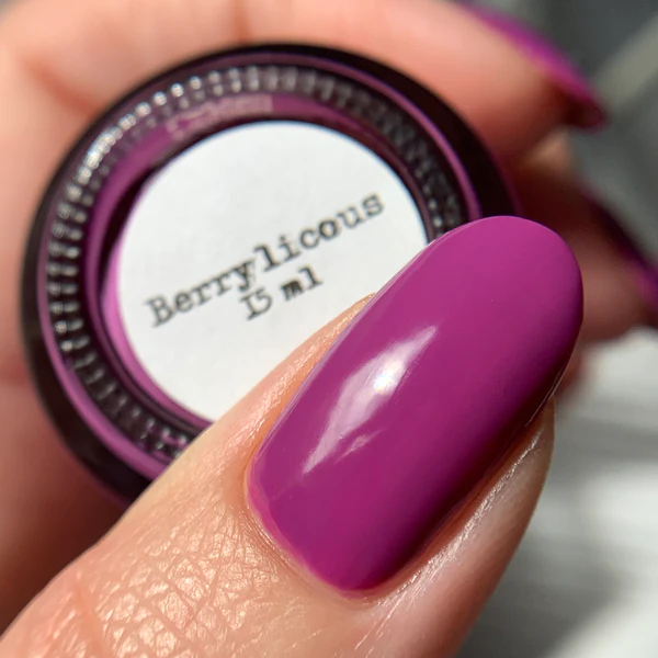 Lac de unghii Sassy Sauce Berrylicious, 15 ml [1]