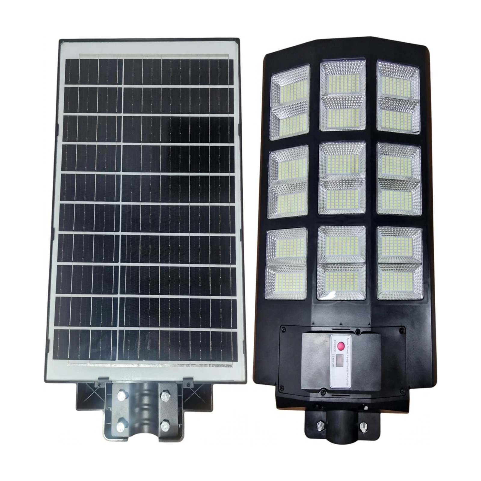 Proiector stradal cu incarcare solara 240W cu telecomanda