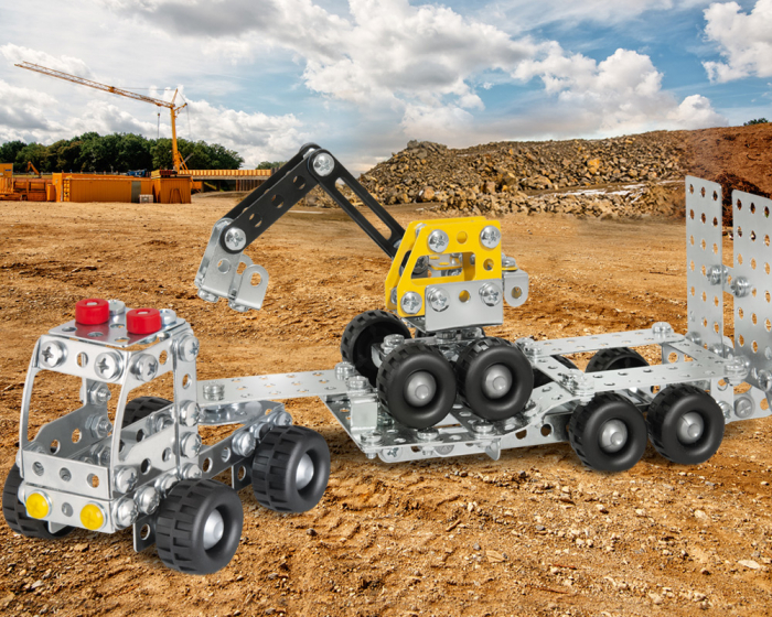 Eitech-Camion-cu-remorca-si-excavator-Set-constructie [5]