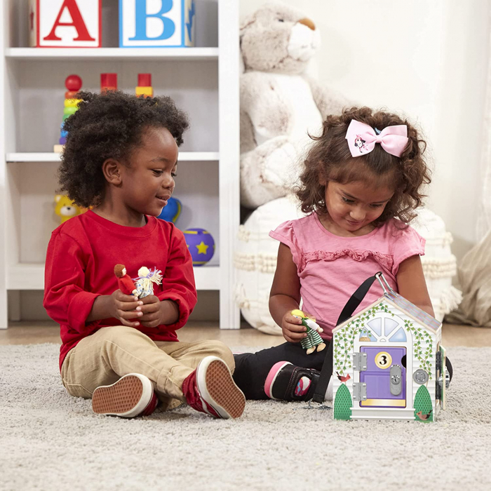 Melissa-Doug-Casuta-din-lemn-cu-sonerie-Melissa-and-Doug [4]