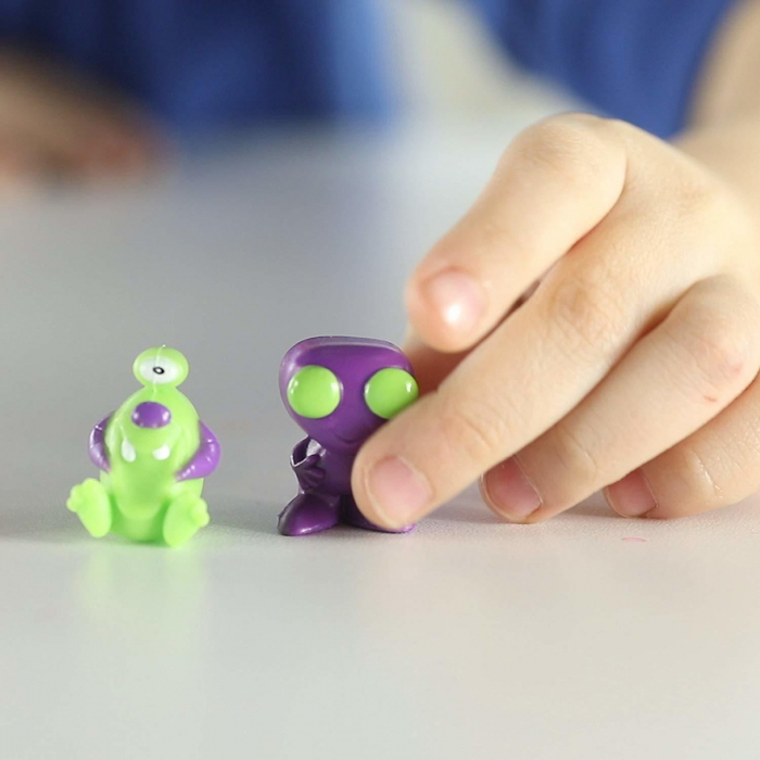 Learning-Resources-Figurina-Beaker-Creatures [3]
