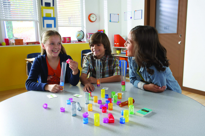 Learning-Resources-Joc-de-fractii-Set-invatare-si-aprofundare-conceptul-de-cifre-subunitare [3]