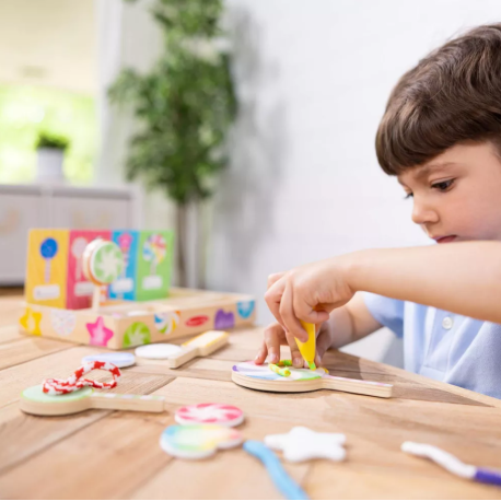Melissa & Doug-Joc din lemn pentru dezvoltarea indemanarii Acadele multicolore [4]