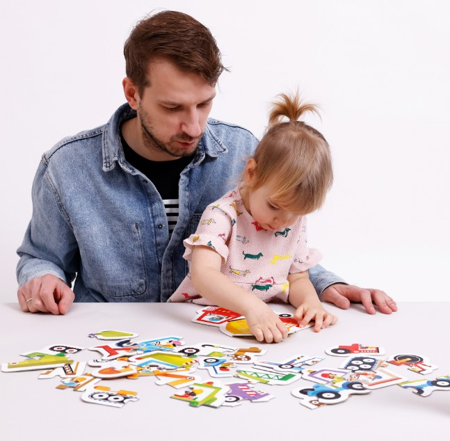Joc-tip-puzzle-pentru-copii-si-bebelusi,-Banana-Panda,-Progressive-Puzzles-Construction-Vehicles,-9-vehicule-santier-formate-din-2-6-piese-BANANA-PANDA [2]