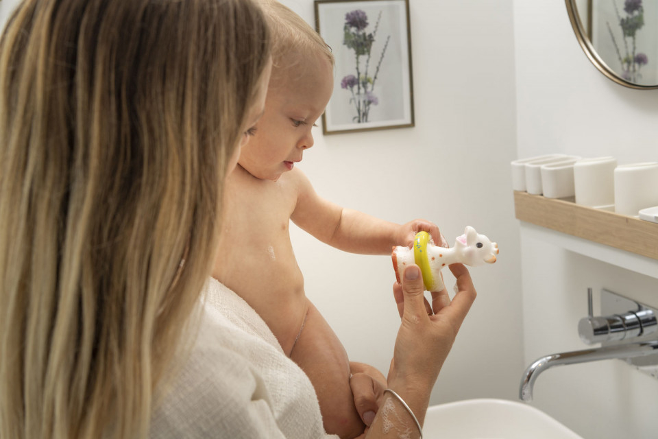 VULLI SAS-Jucarie Pentru Baie Girafa Sophie [5]