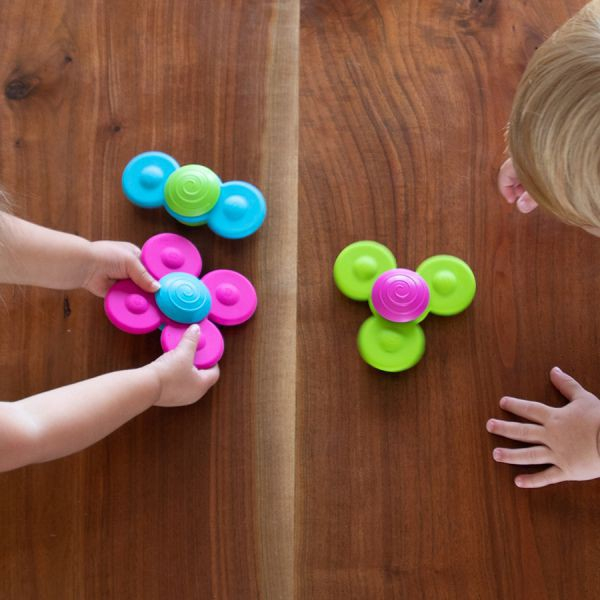 Fat-Brain-Toys-Jucarie-pentru-motricitate-Whirly-Squigz [2]