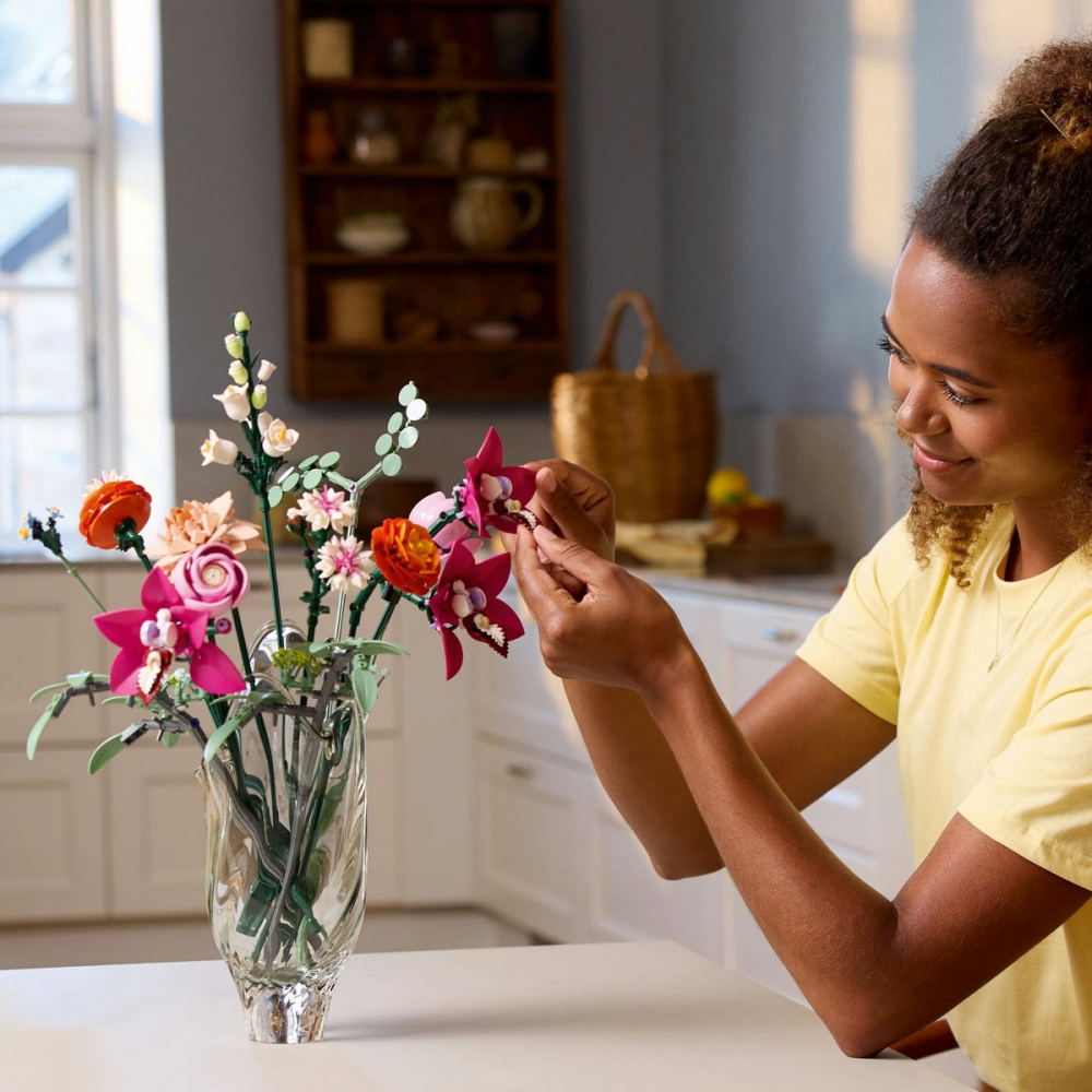 Lego Botanicals Buchet De Flori Roz 10342 [6]