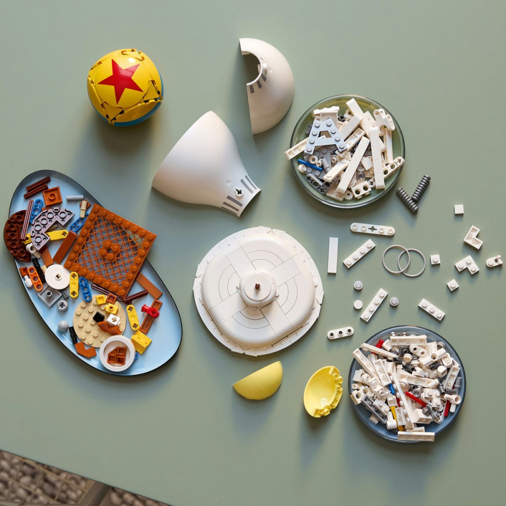 LEGO-Lego Ideas Disney Pixar Luxo Jr 21357 [5]