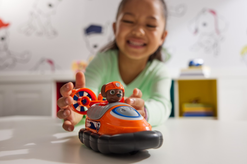 Patrula Catelusilor Set Vehicul De Baza Hovercraft Si Figurina Zuma [3]