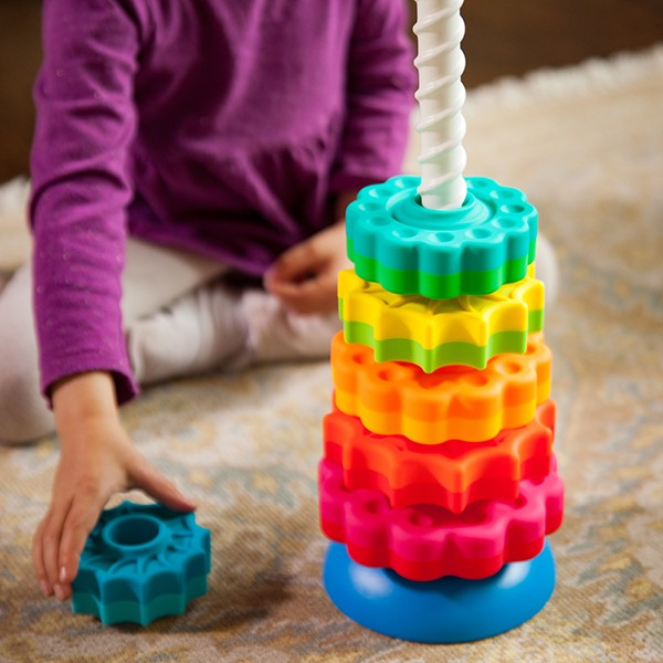 Fat-Brain-Toys-Piramida-cu-rotite-pentru-bebelusi-Fat-Brain-Toys [2]