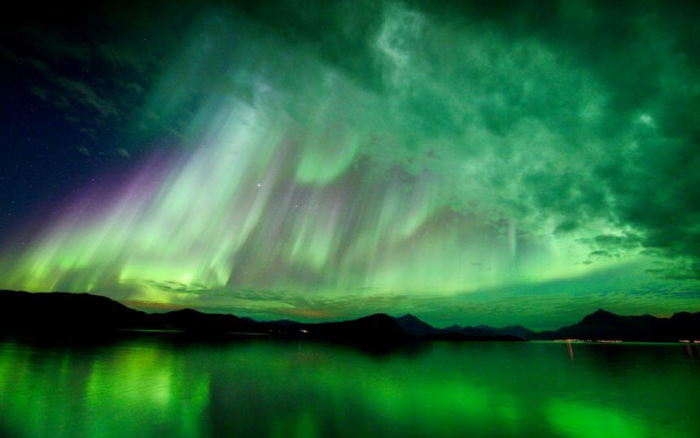 Brainstorm-Proiector-Aurora-Boreala [7]