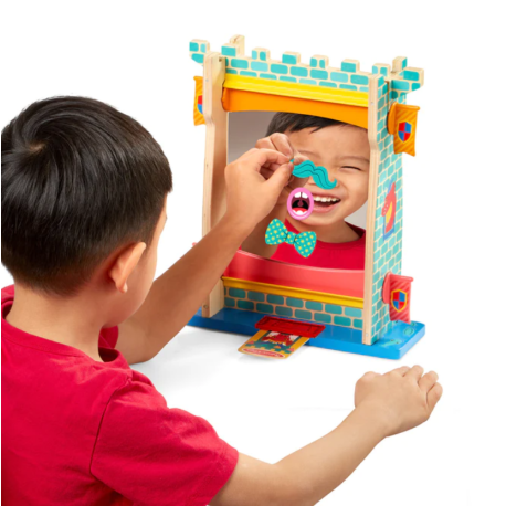 Melissa & Doug-Set de joaca din lemn Oglinda Buclucasa - colectia Distractie la targ [3]