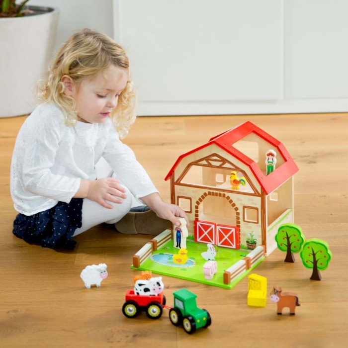 New-Classic-Toys-Set-ferma-joc-de-rol-Hambar-cu-figurine-din-lemn [2]