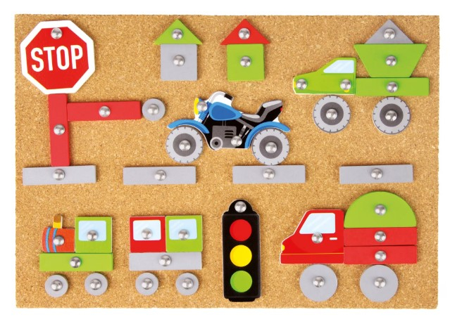Set vehicule cu ciocan si cuie Lena, pentru copii, 48 piese din lemn, 16 forme imprimate si accesorii [1]