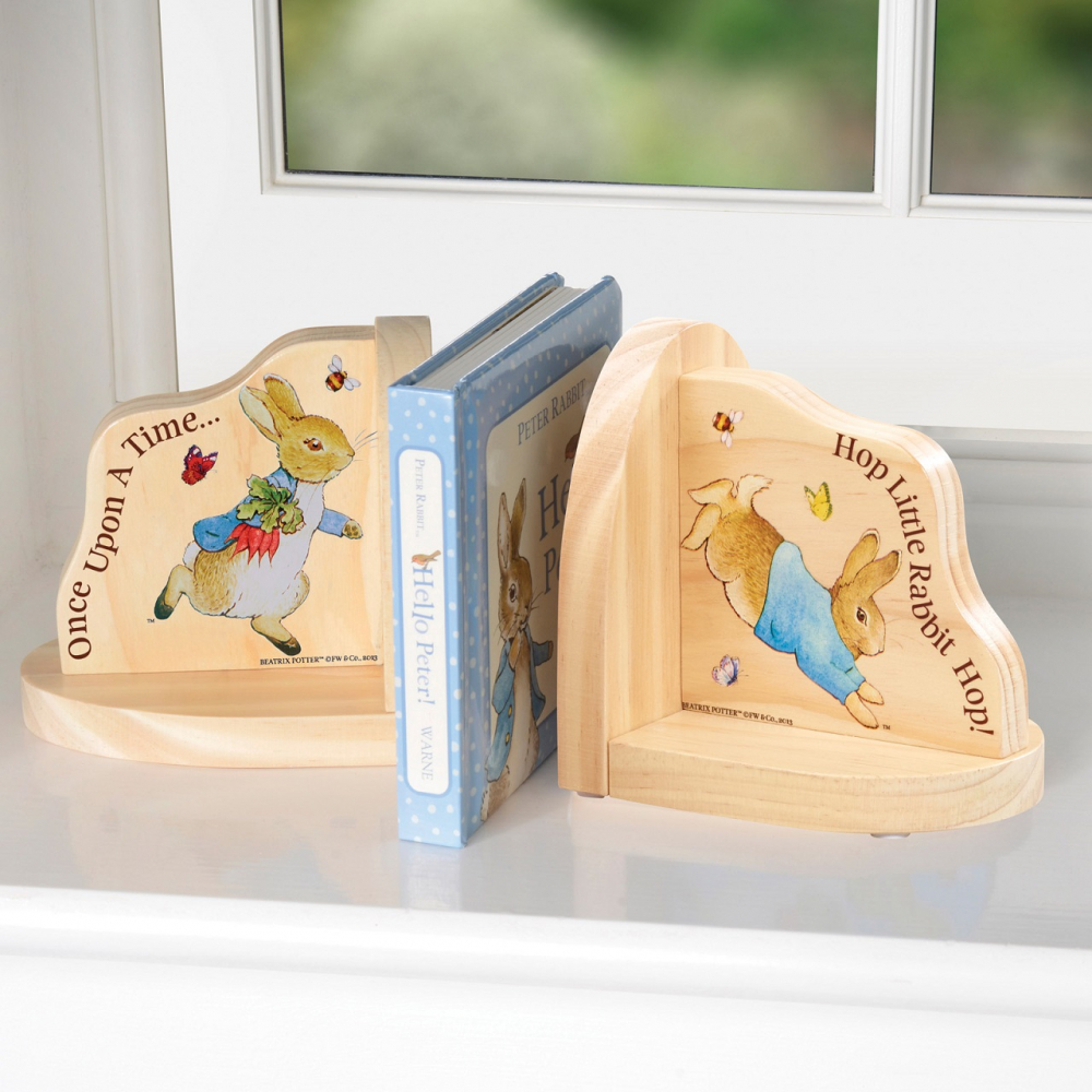 Rainbow Designs-Suport din lemn pentru carti, Peter Rabbit [2]