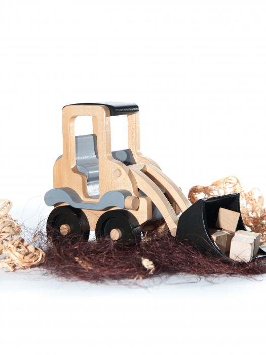 Djeco-Tractor-cu-cupa-Marc-toys [5]