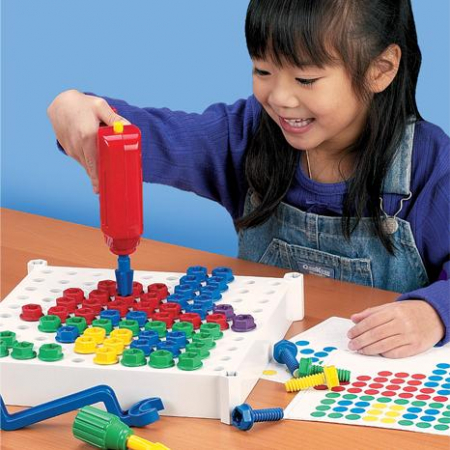 Learning-Resources-Micul-meu-atelier-de-indemanare-set-educativ-Set-creativitate-si-indemanare [2]