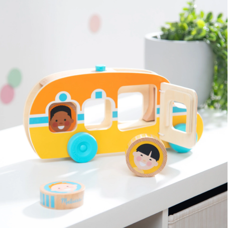 Melissa & Doug-Autobuz de jucarie din lemn cu accesorii colectia Rostogol GO TOTs [3]